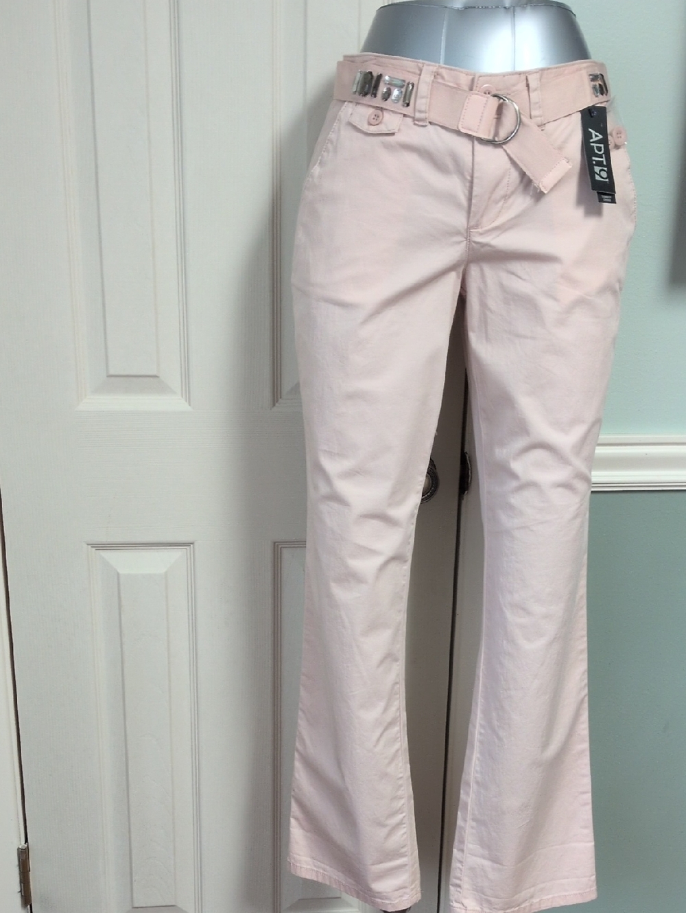 Apt. 9 Pale Pink High Rise Belted Trouser Pants. Size 6. Brand New With The Tag.